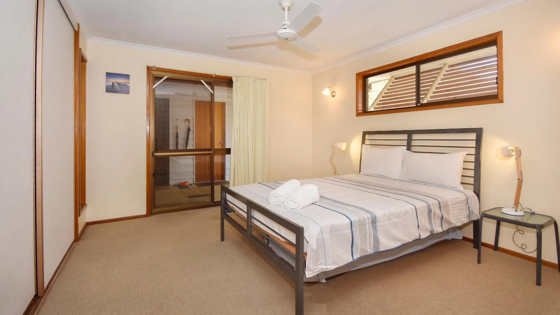 Beach House Getaway - Family & Pets Zb6 Buddina