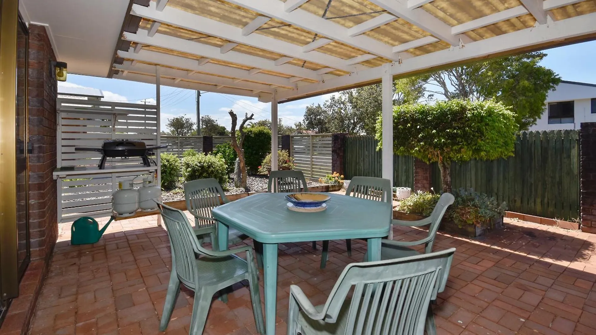 Beach House Getaway - Family & Pets Zb6 Buddina Casa de Férias